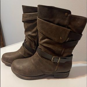 Brand new brown boots!